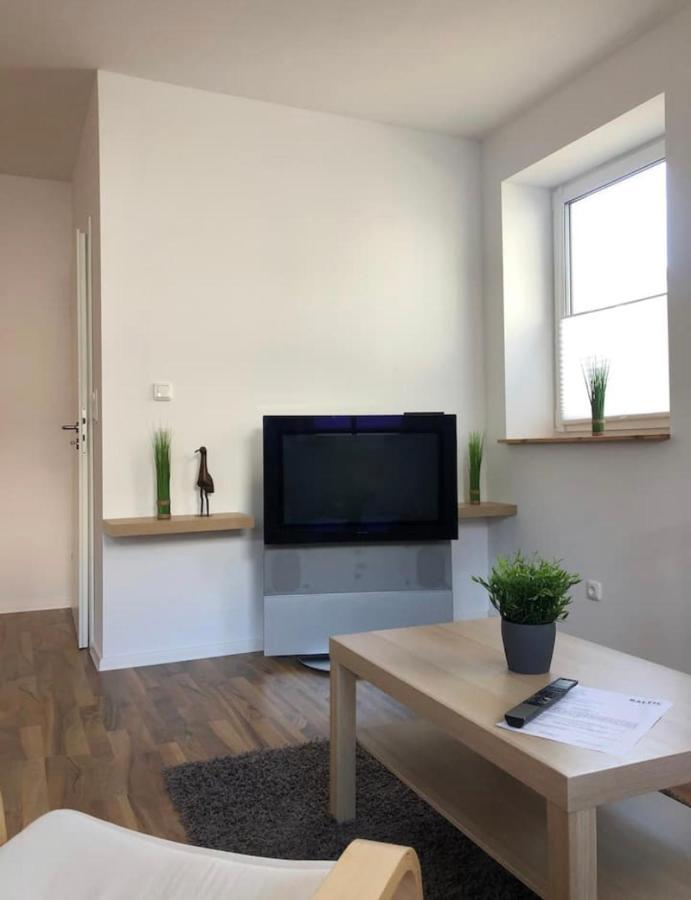 Ferienwohnung Zwergmoewe Rostock Exterior foto
